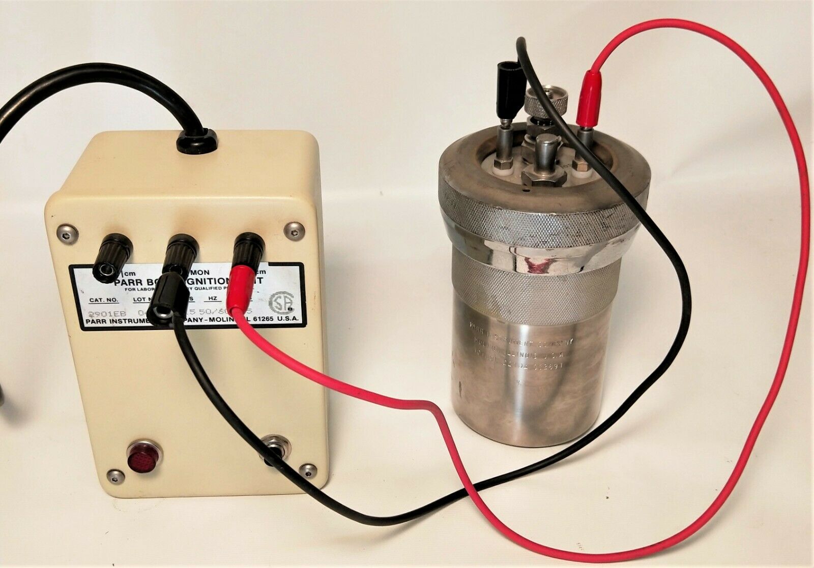 使用Parr 101ACL炸弹和2901EB点火装置出售在化学RG咨询公司 bob手机版app下载,BOB体育官方APPios下载
