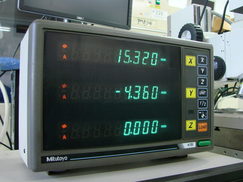 Used Hisomet  11  DH11  XYZ Measurment Microscope