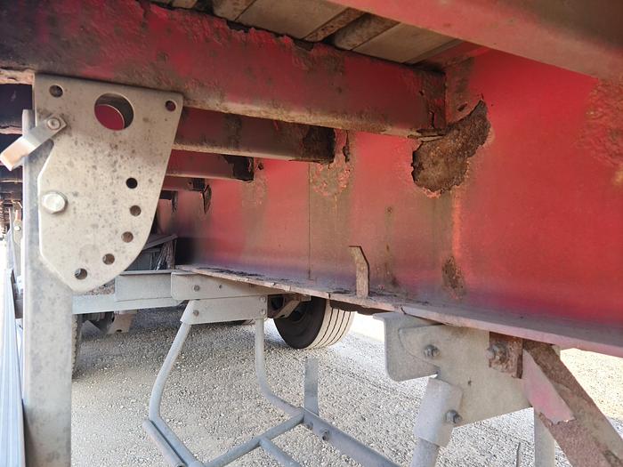 Used 2006 Pacton T3-011 Curtainside / SAF Disc / Air suspension / D-Hollandia 2000kg /  385-65R22.5