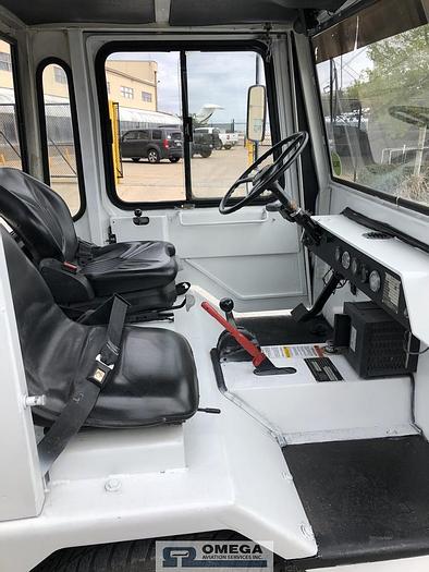 Used 2000 Tiger baggage tractor