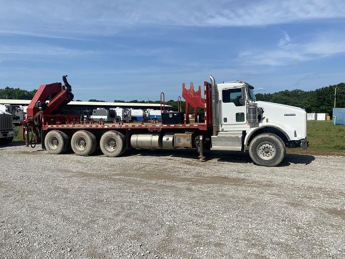 Used 2014 Kenworth Knuckle boom