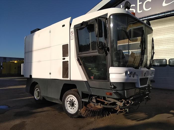 Gebruikt 2006 Ravo 530 STH