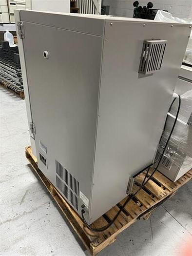 Used VWR Model 1575 Orbital Shaker Incubator