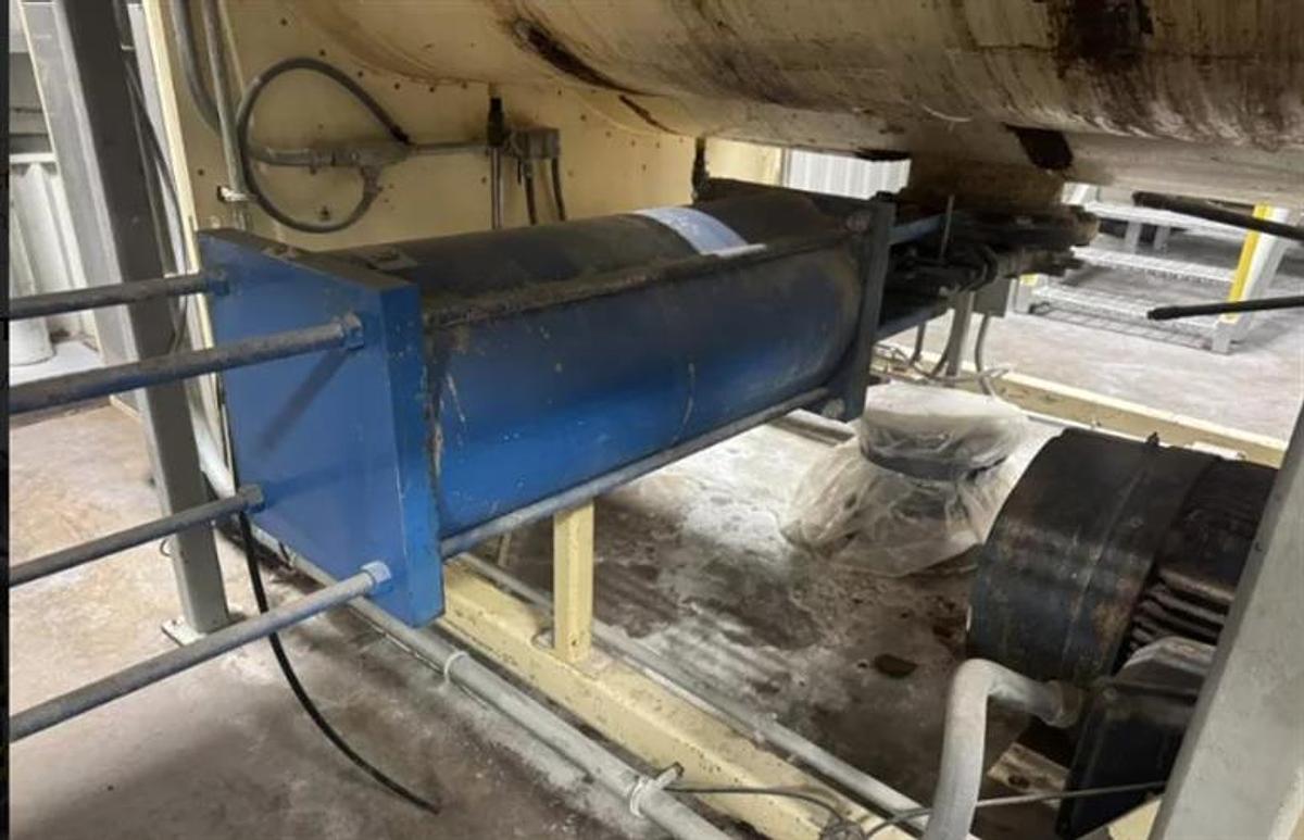 Used Bauermeister 2000-kg Jacketed Chocolate Paste Mixer