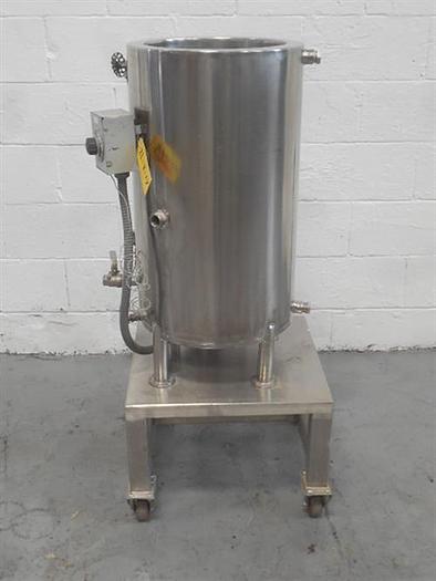 Used Thomas Burkhard stainless steel 9 gallons tank.