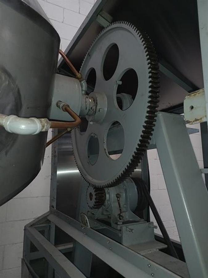 Used Gemco 30 cubic foot stainless steel jacketed double cone blender