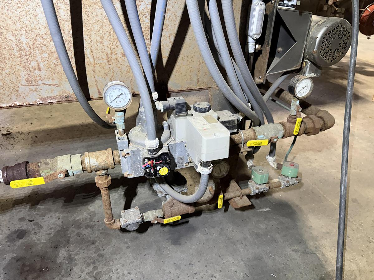 Used AC Horn model 322-M 1,000 lb/hr 3-bag Dry Nut Roaster