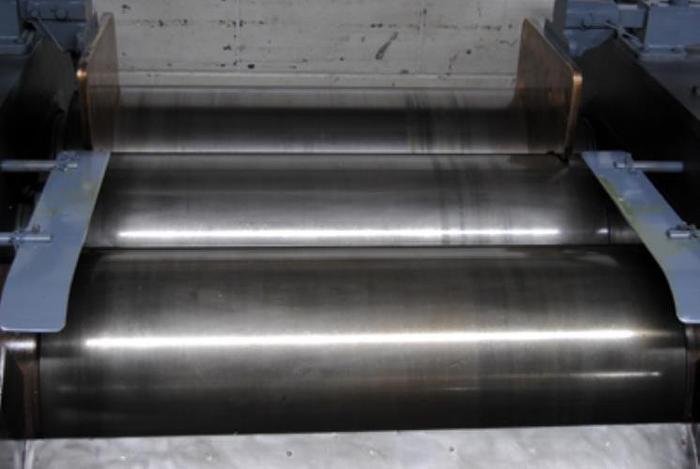 Used Kent 32" 3-Roll Refiner