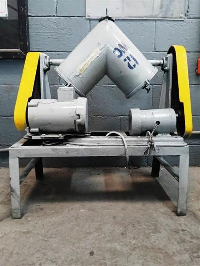 Used Patterson Kelley 14 Qt stainless  steel  V-blender