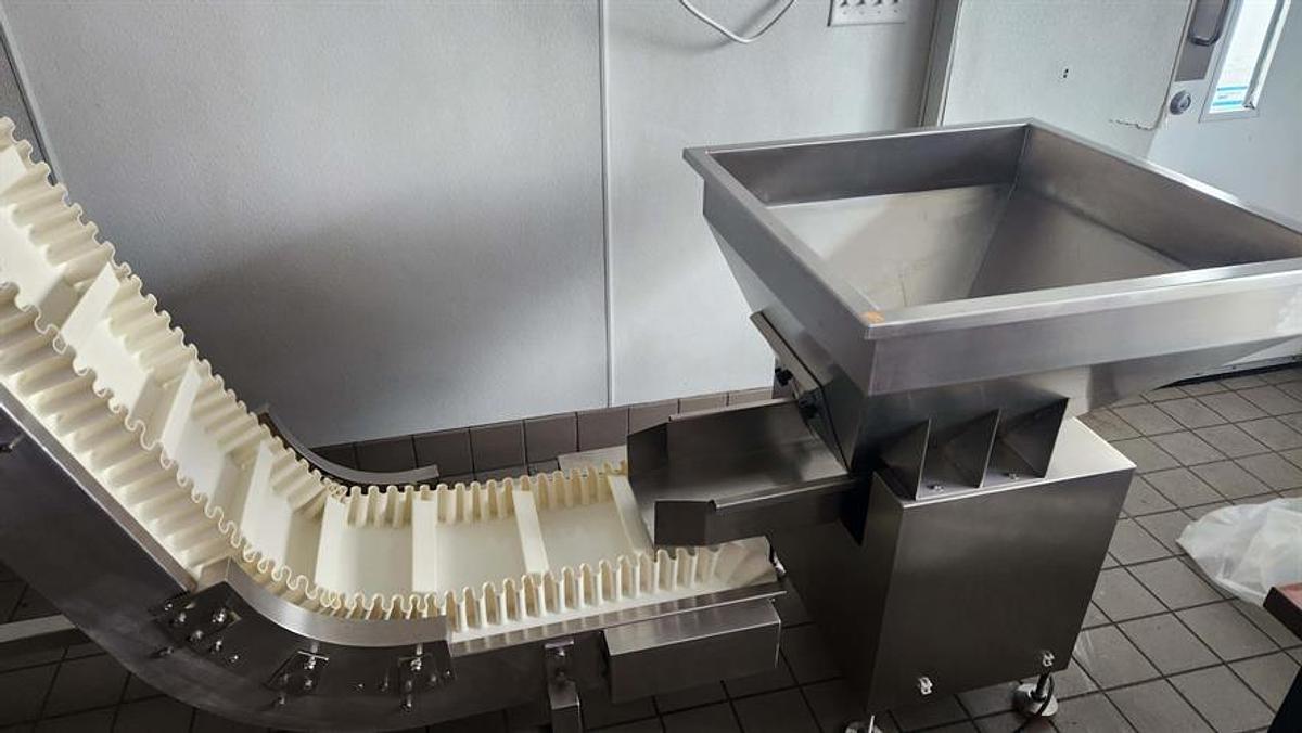 Used Shenzhen Ouya Industry Pre-made Pouch Machine with Scales