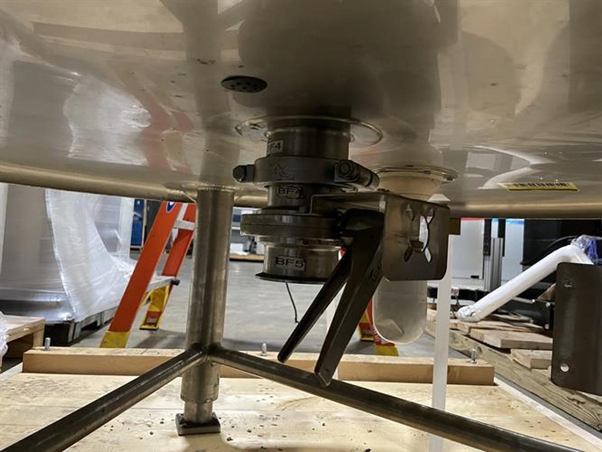 Used Walker 320 Gallon SS Jacketed & Agitated Tank