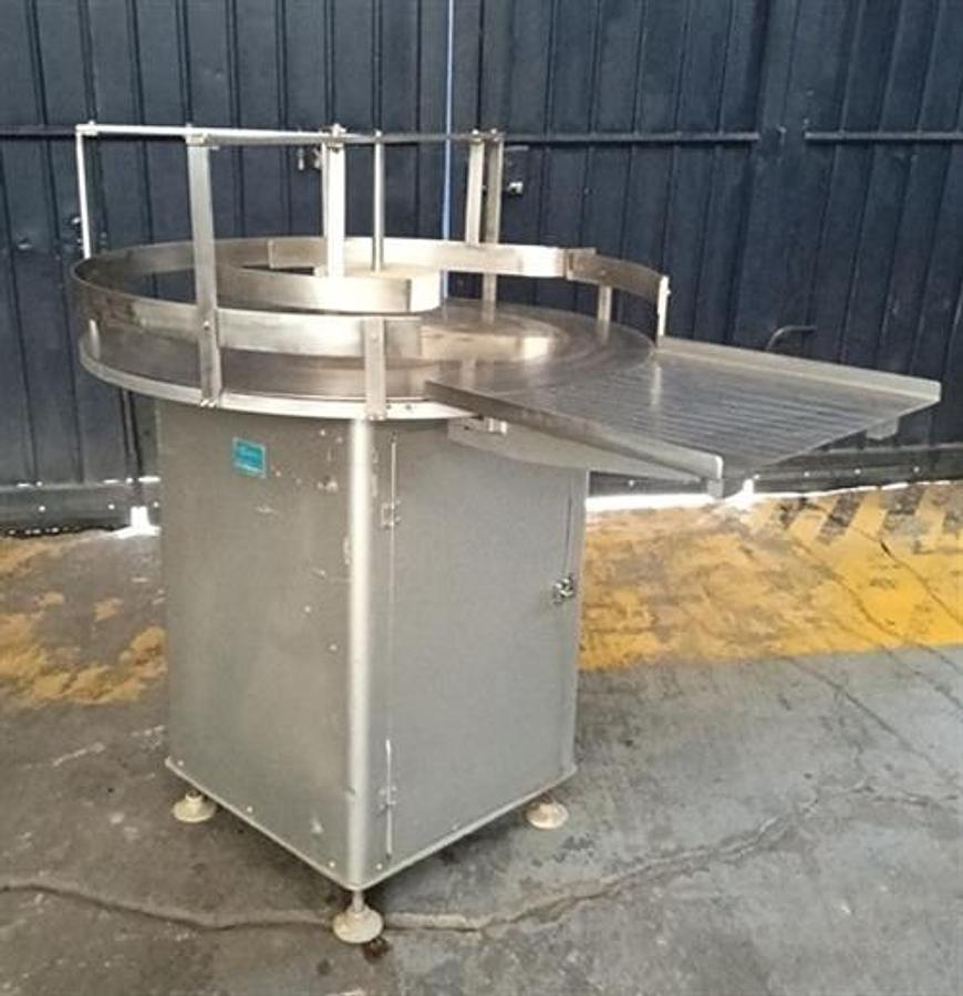 Used Cozzoli stainless steel 36”accumulating table