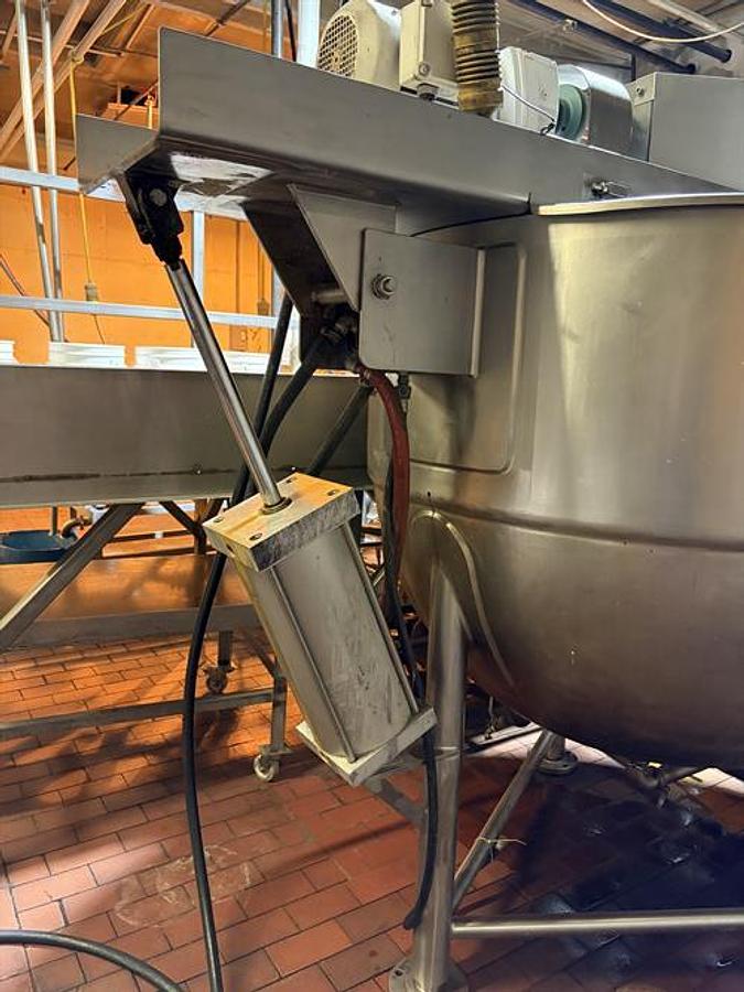 Used Lee 400 Gallon Stainless Steel Jacketed Double Action Kettle