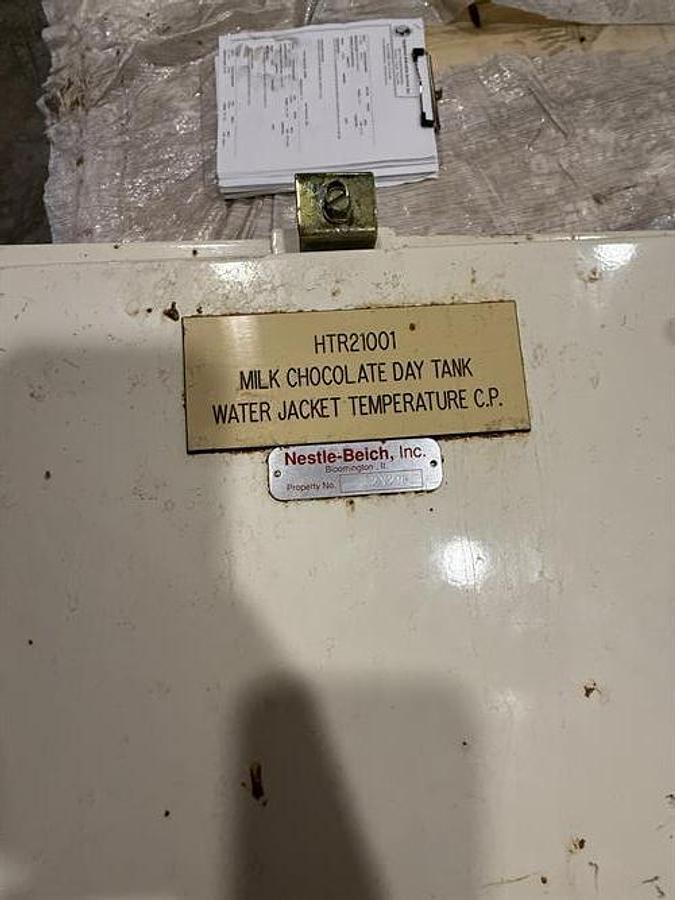 Used McCarter 20,000 lb Jacketed Vertical Agitated Chocolate Tank