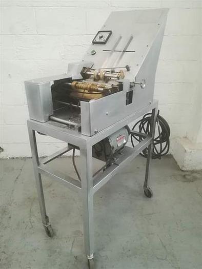 Used Maquinaria Exclusiva model  20M  semi-automatic glue Labeler