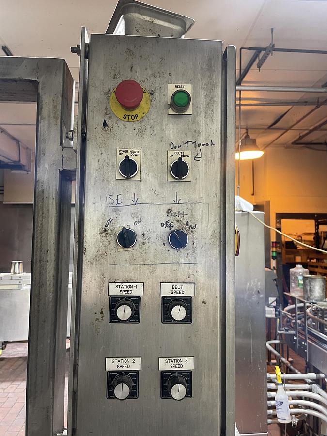 Used Fluid Packaging Solutions 6 Spindle Capper