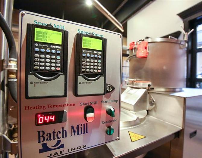 Used JAF INOX 30kg Batch Knife Mill