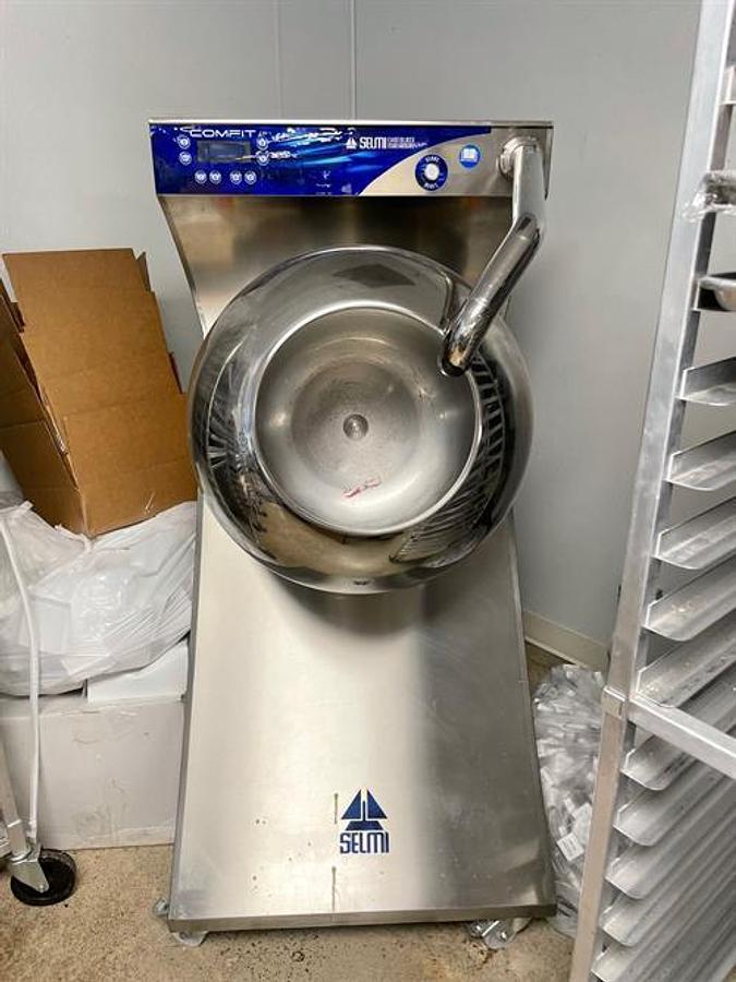 Used Selmi Comfit Coating Pan w Sprayer