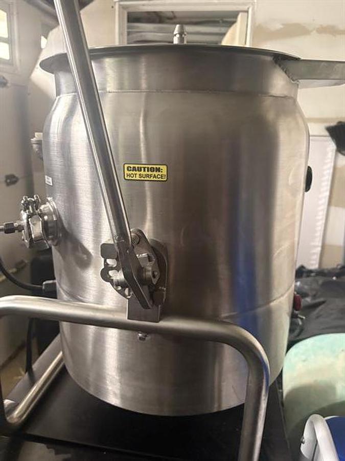 Used Savage 0937-50 5-Gallon SS Electric Fudge Mixing Kettle