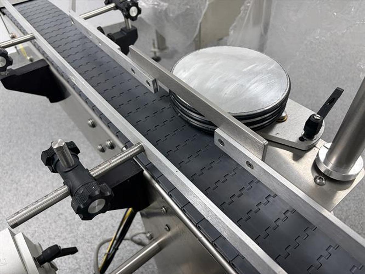 Usado AutoMate Model LW-40 Label-Vantage Pressure Sensitive Wraparound Labeler