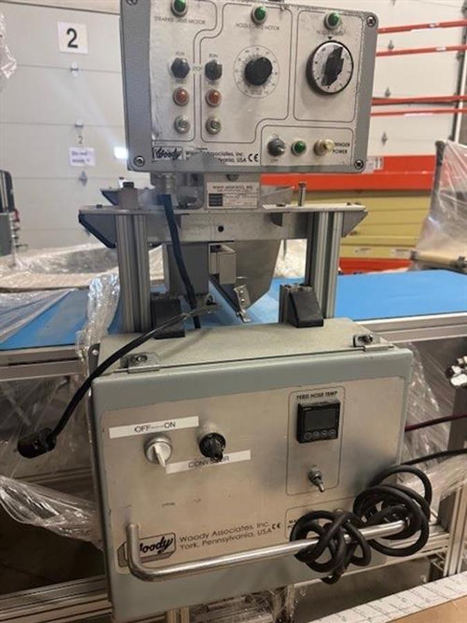 Used Woody 16" Stringer with Conveyor