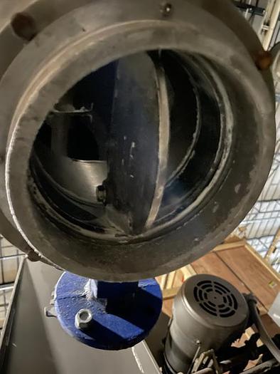 Used 10 Cu Ft SS V blender with liquid/solids bar