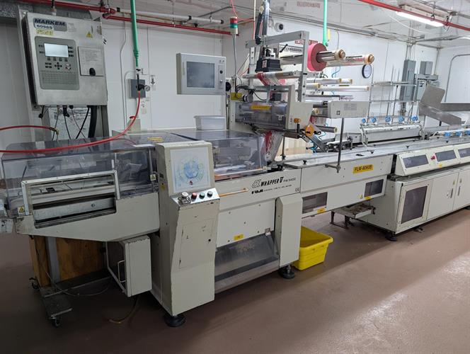 Used Fuji Flow Wrapper with AutoFeed System for Chocolates