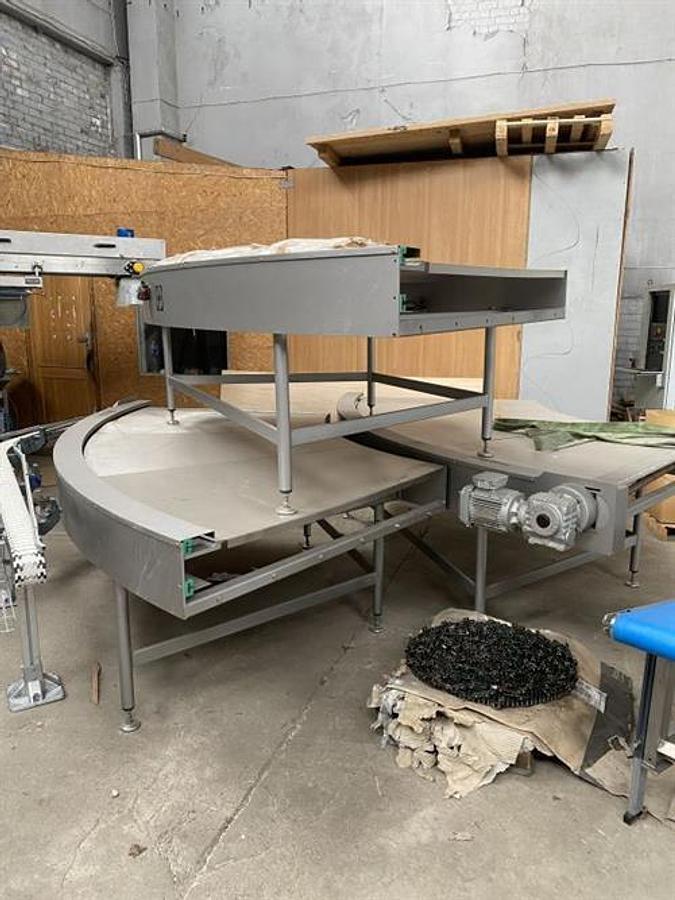 Used Sollich 1400 mm 180 degree Turn Conveyor