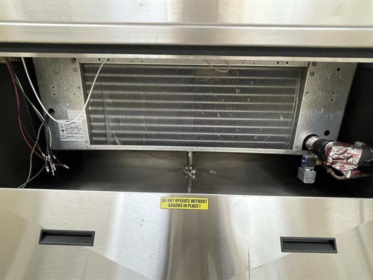 Usado Smith 26" wide x 12-ft long Stainless Steel Cooling Tunnel