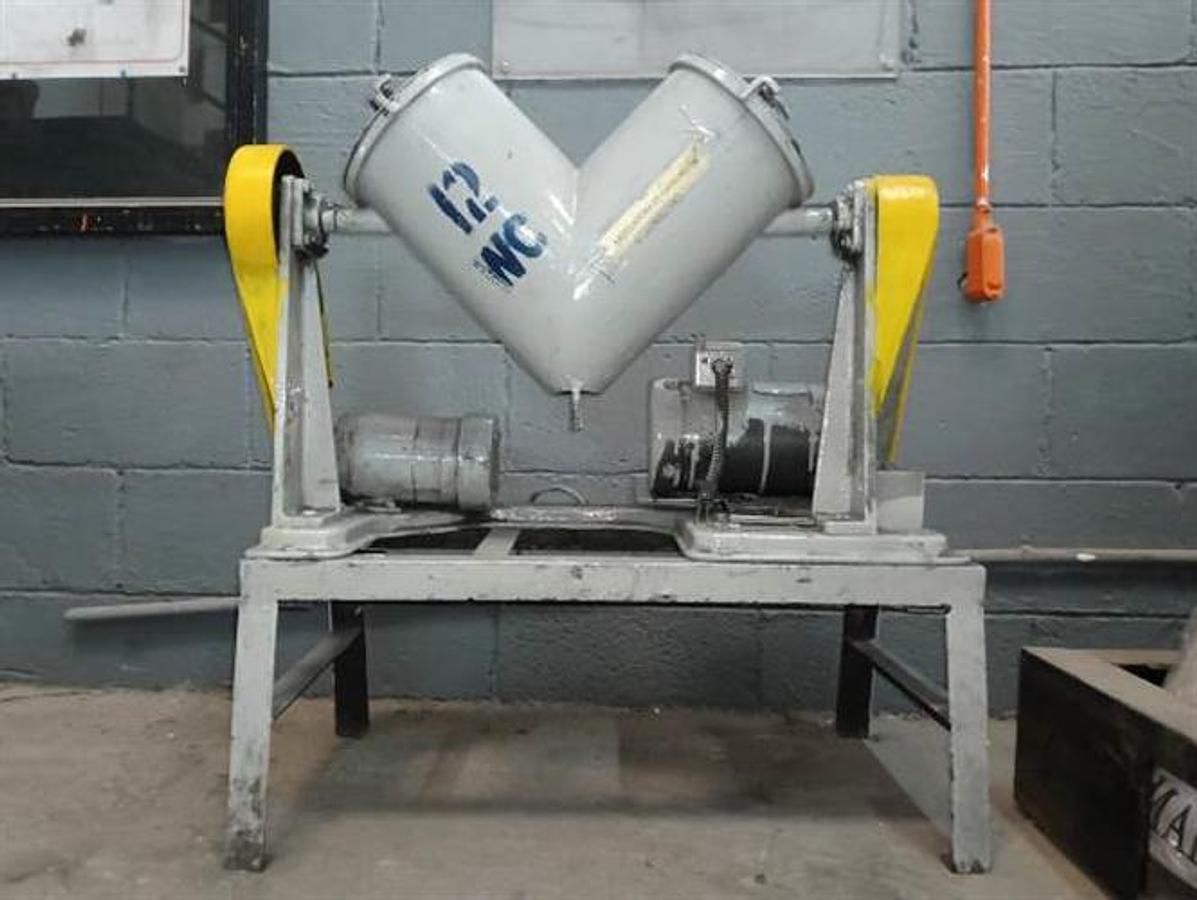 Used Patterson Kelley 14 Qt stainless  steel  V-blender