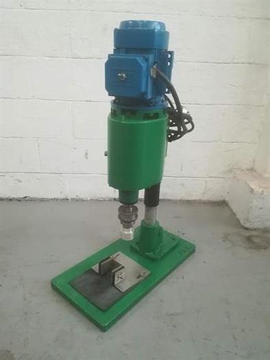 Used Poliingenieros semi-automatic capper