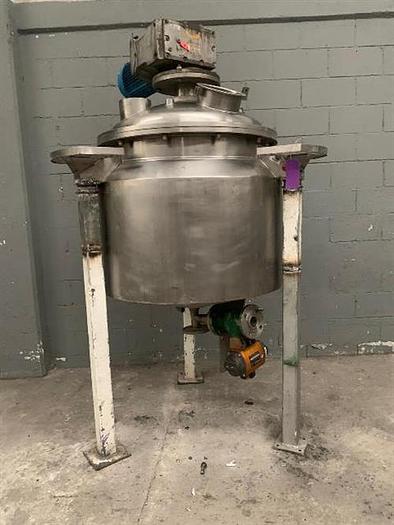 Used Newade stainless steel 104 gallon jacketed tank