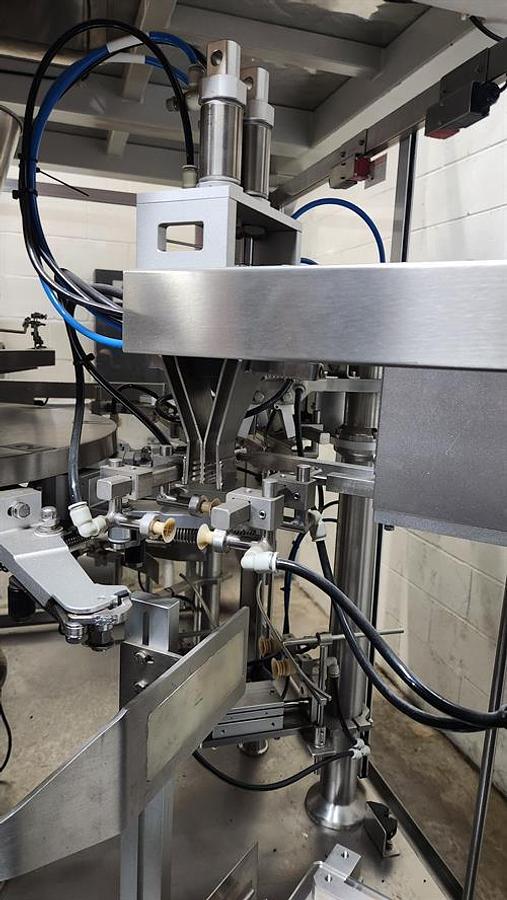 Used Shenzhen Ouya Industry Pre-made Pouch Machine with Scales