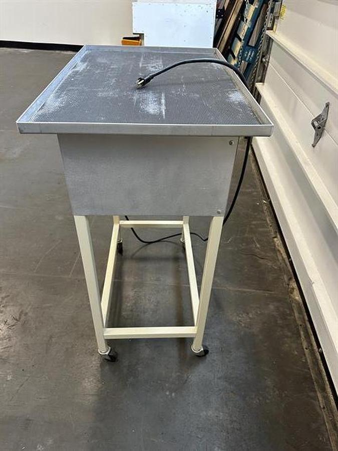 Used Hilliard Vibrating Table