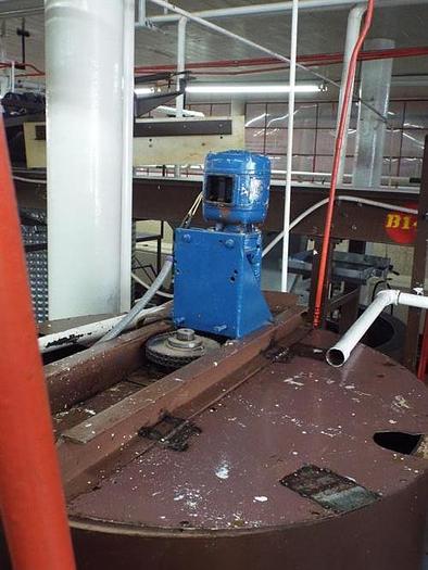 Used 2,000 Liter Carbon Steel Mixing Tank