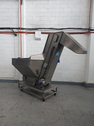 Used Ronchi stainless steel cleated conveyor