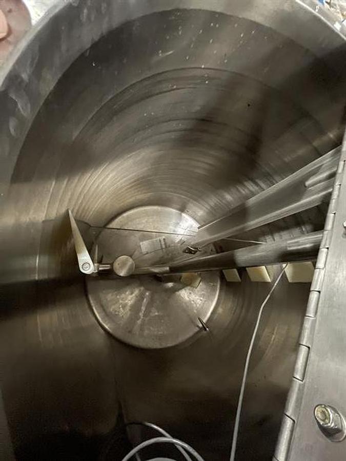 Used Walker 320 Gallon SS Jacketed & Agitated Tank