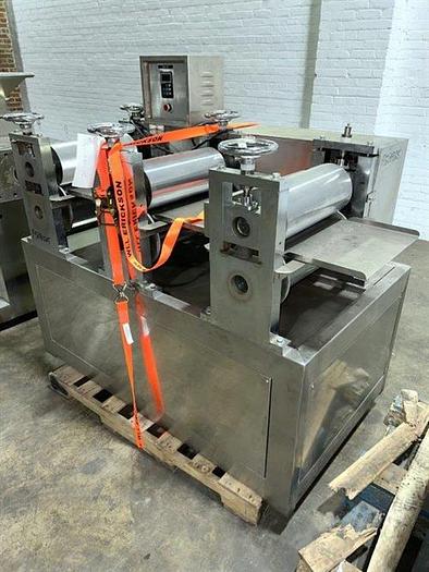 Used Shangha Target 11" Rolling & Scoring Line