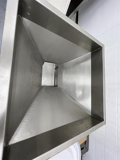 Used BairesPack Pre-made Doy Pouch Machine with 4-lane Linear Scale