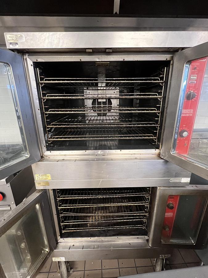 Used Vulcan VC4GD-10 Double Stack Convection Oven