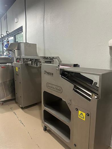 Used Hacos HML-240S Mold Loader