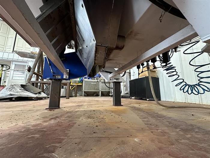 Used Satake EVO-IR-400 Infrared Color and Sorting Machine for Nuts