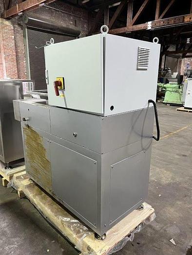 Used Loynds 300 mm Wide Rolling & Scoring Line for Chiclets