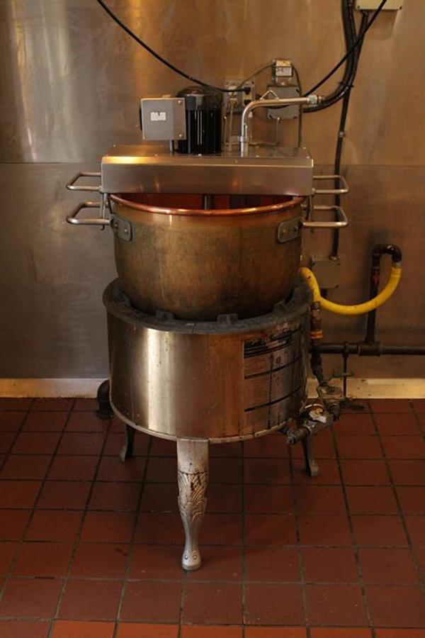 Used Savage 20 Stove with Portable Agitator