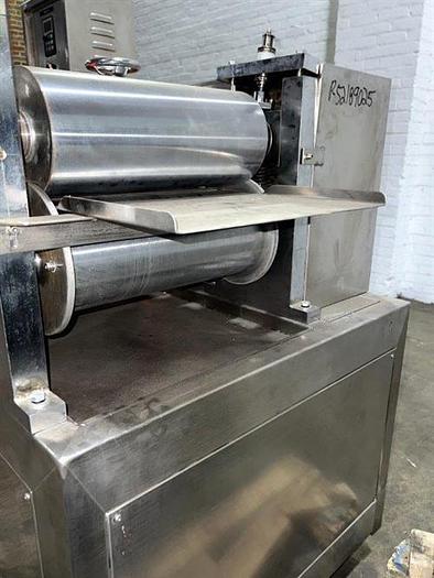 Used Shangha Target 11" Rolling & Scoring Line