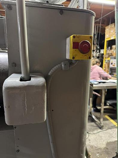 Used Kent 32" 3-Roll Refiner