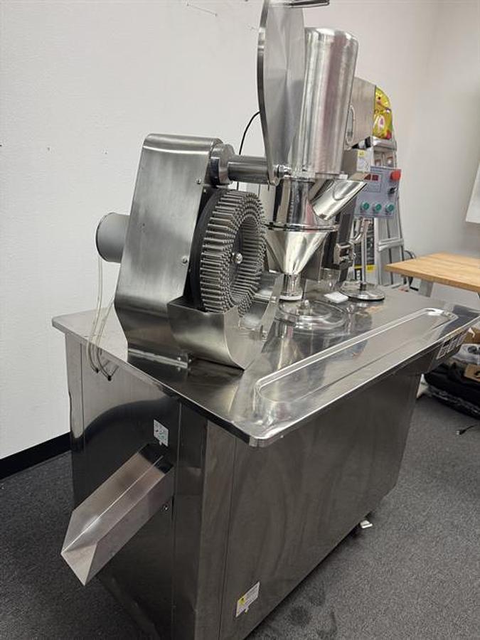 Used SNTJ-C Semi-Auto Capsule Filler