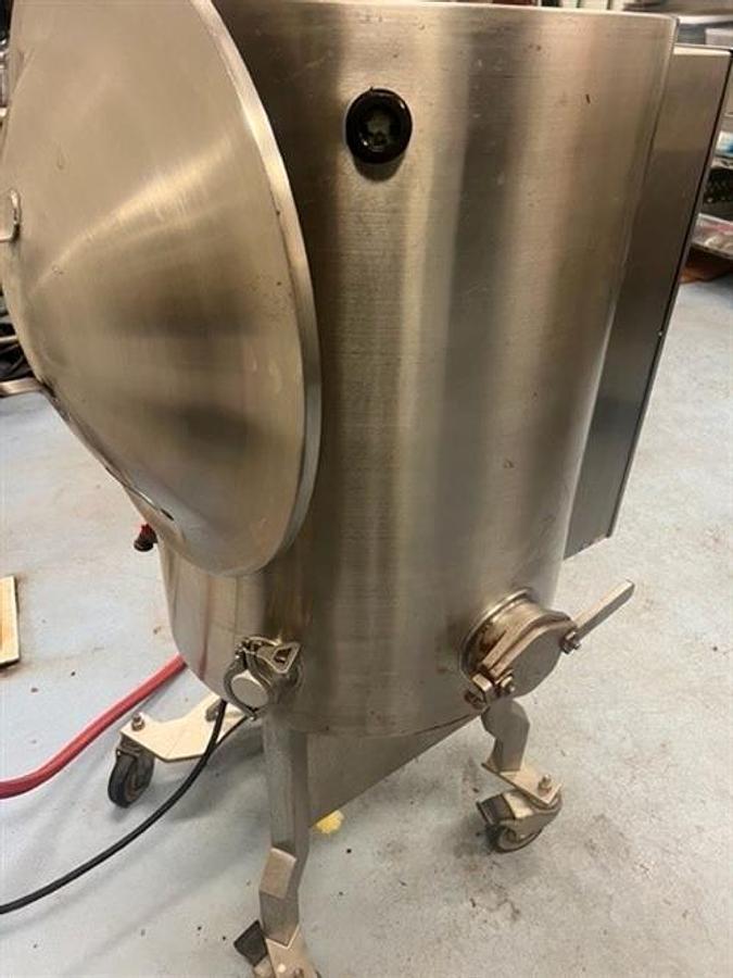 Used Savage 200lb Stainless Steel Chocolate Melter