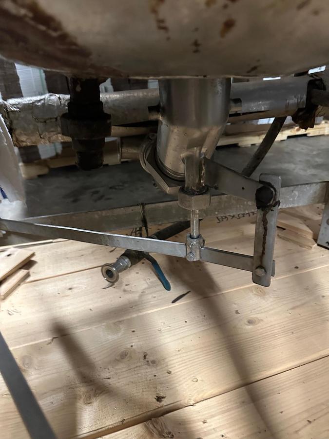 Used Lee 150 Gallon Stainless Steel Jacketed Cooking Kettle with Removable Basket