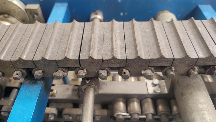 Used Klockner Hansel Strada 700 Hard Candy Line